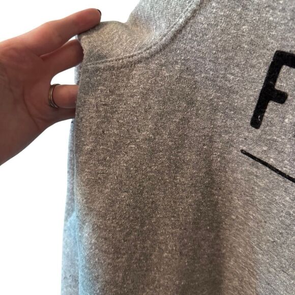 Triumph Motorcycles- Men’s Grey Crew Neck DERMONT Logo Sweatshirt Size Large - Picture 6 of 14